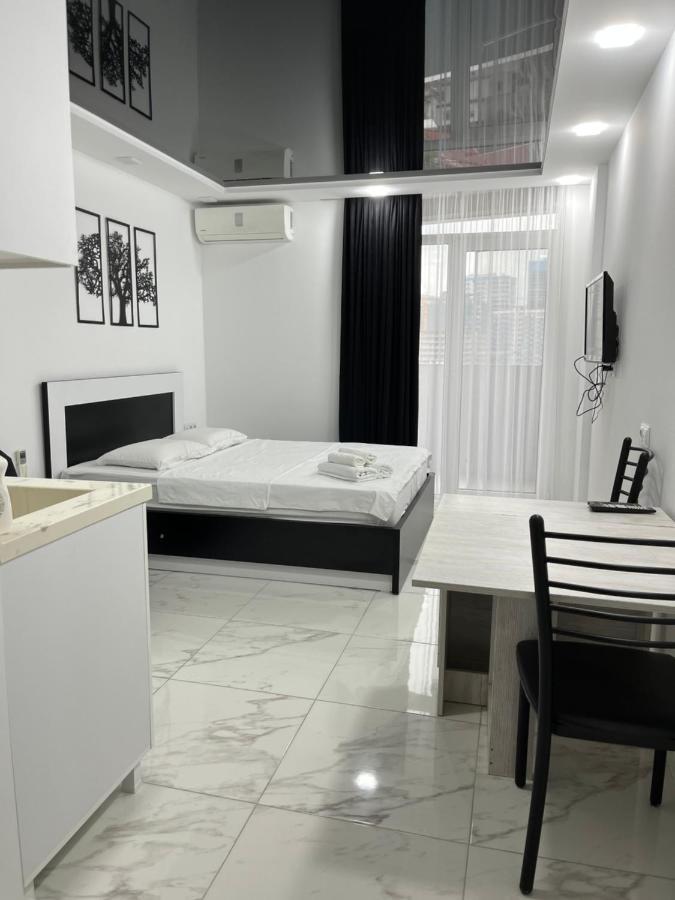 Sea View Studio Apartment In Orbi Residence Батумі Екстер'єр фото