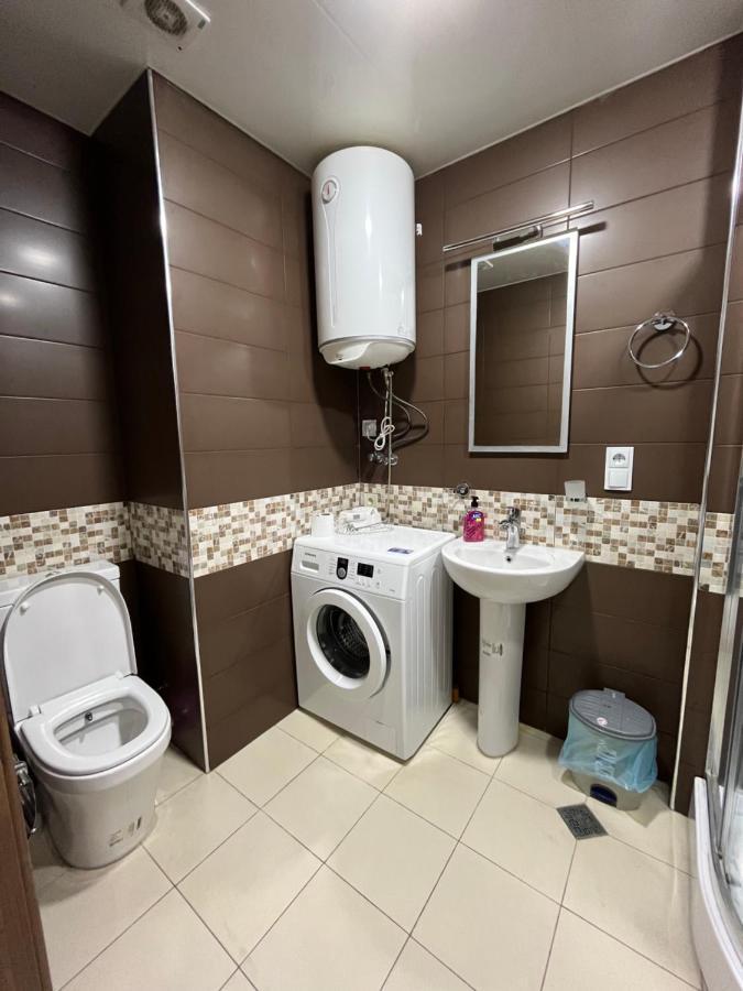 Sea View Studio Apartment In Orbi Residence Батумі Екстер'єр фото